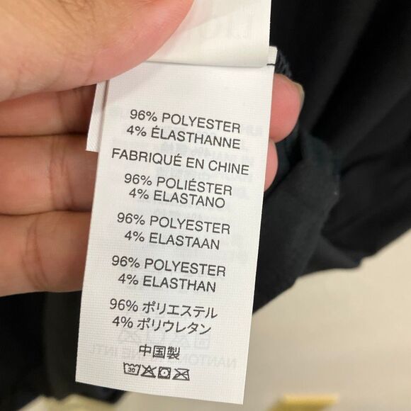 Vuori men’s Strato Tech Performance Polo Shirt black collared buttons down short - Picture 7 of 9